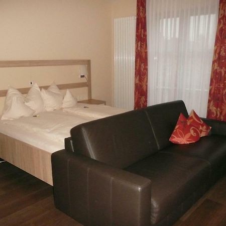 Gda Hotel Am Schlosspark Бад-Хомбург-фор-дер-Хёэ Экстерьер фото