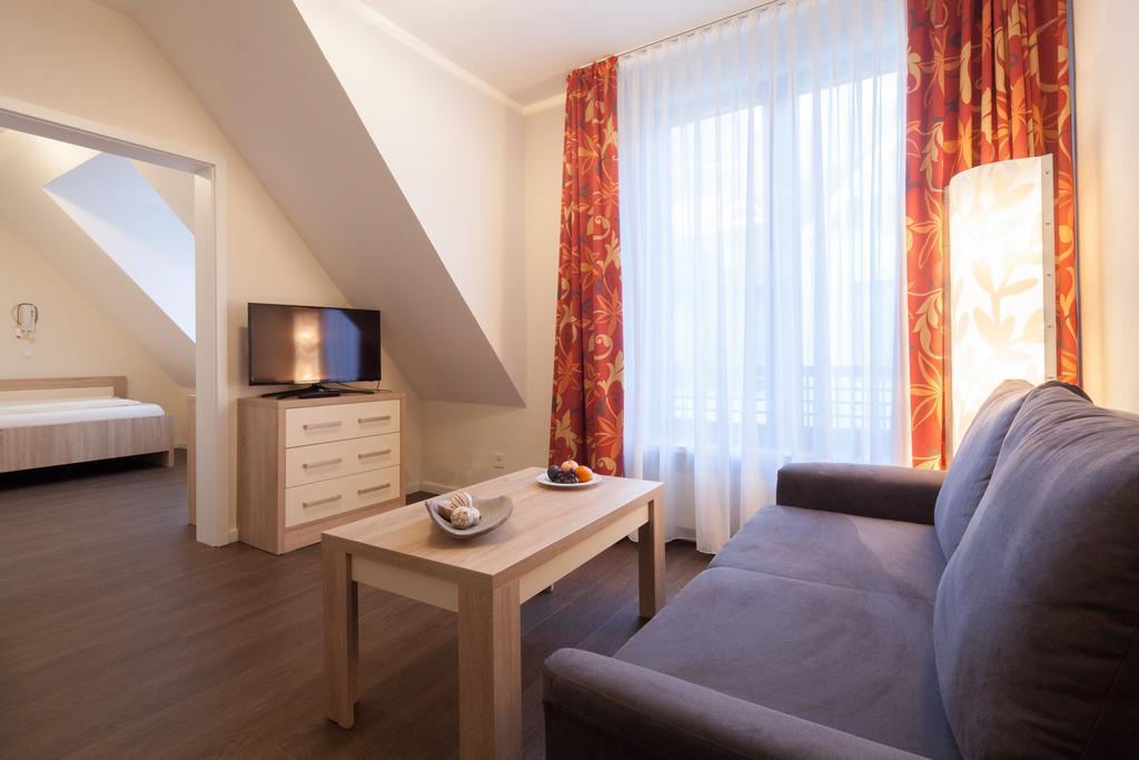 Gda Hotel Am Schlosspark Бад-Хомбург-фор-дер-Хёэ Номер фото