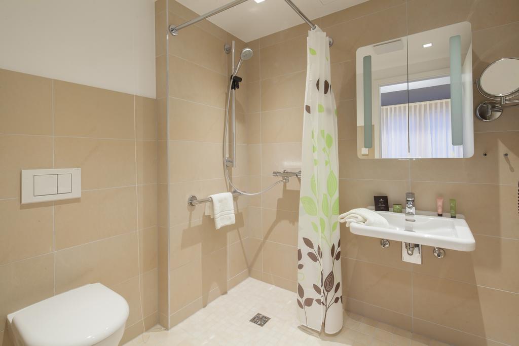 Gda Hotel Am Schlosspark Бад-Хомбург-фор-дер-Хёэ Номер фото