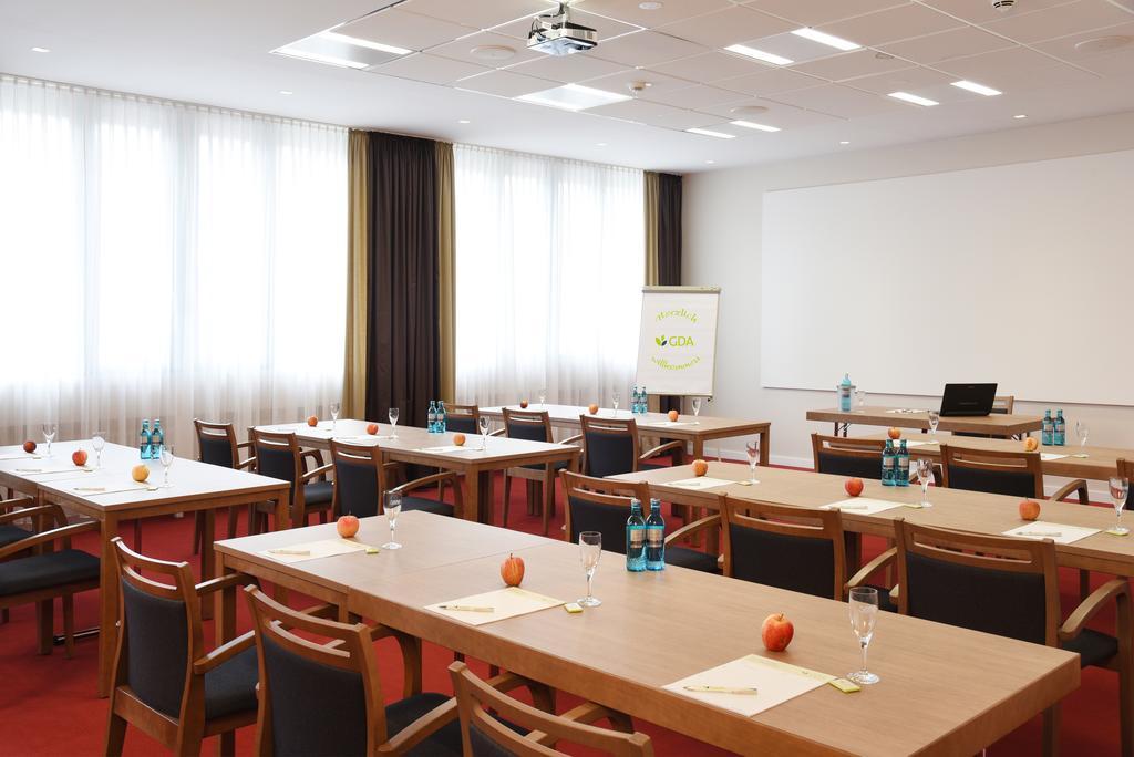 Gda Hotel Am Schlosspark Бад-Хомбург-фор-дер-Хёэ Экстерьер фото