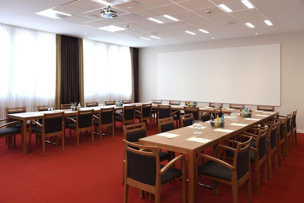 Gda Hotel Am Schlosspark Бад-Хомбург-фор-дер-Хёэ Экстерьер фото