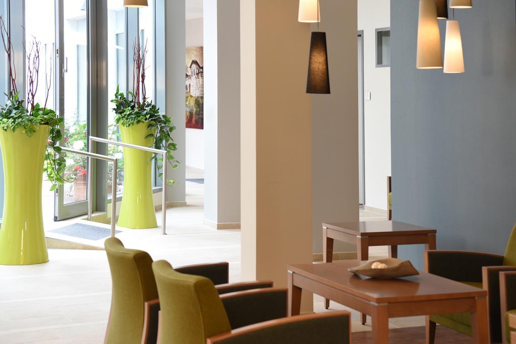 Gda Hotel Am Schlosspark Бад-Хомбург-фор-дер-Хёэ Экстерьер фото