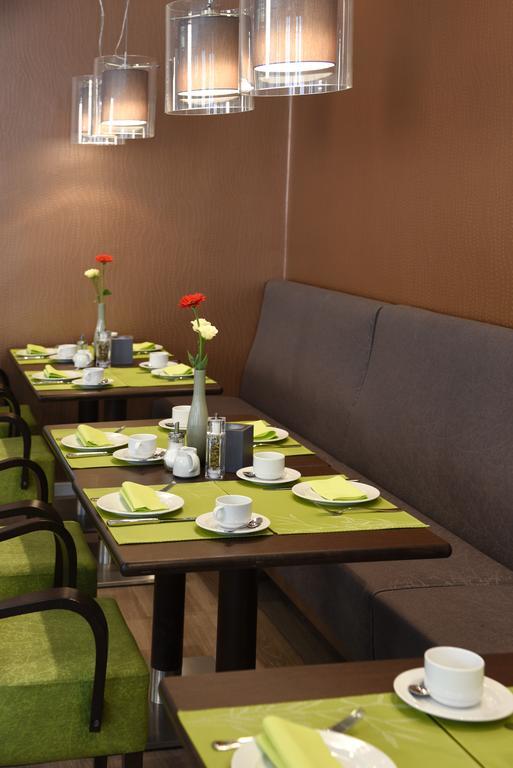 Gda Hotel Am Schlosspark Бад-Хомбург-фор-дер-Хёэ Экстерьер фото