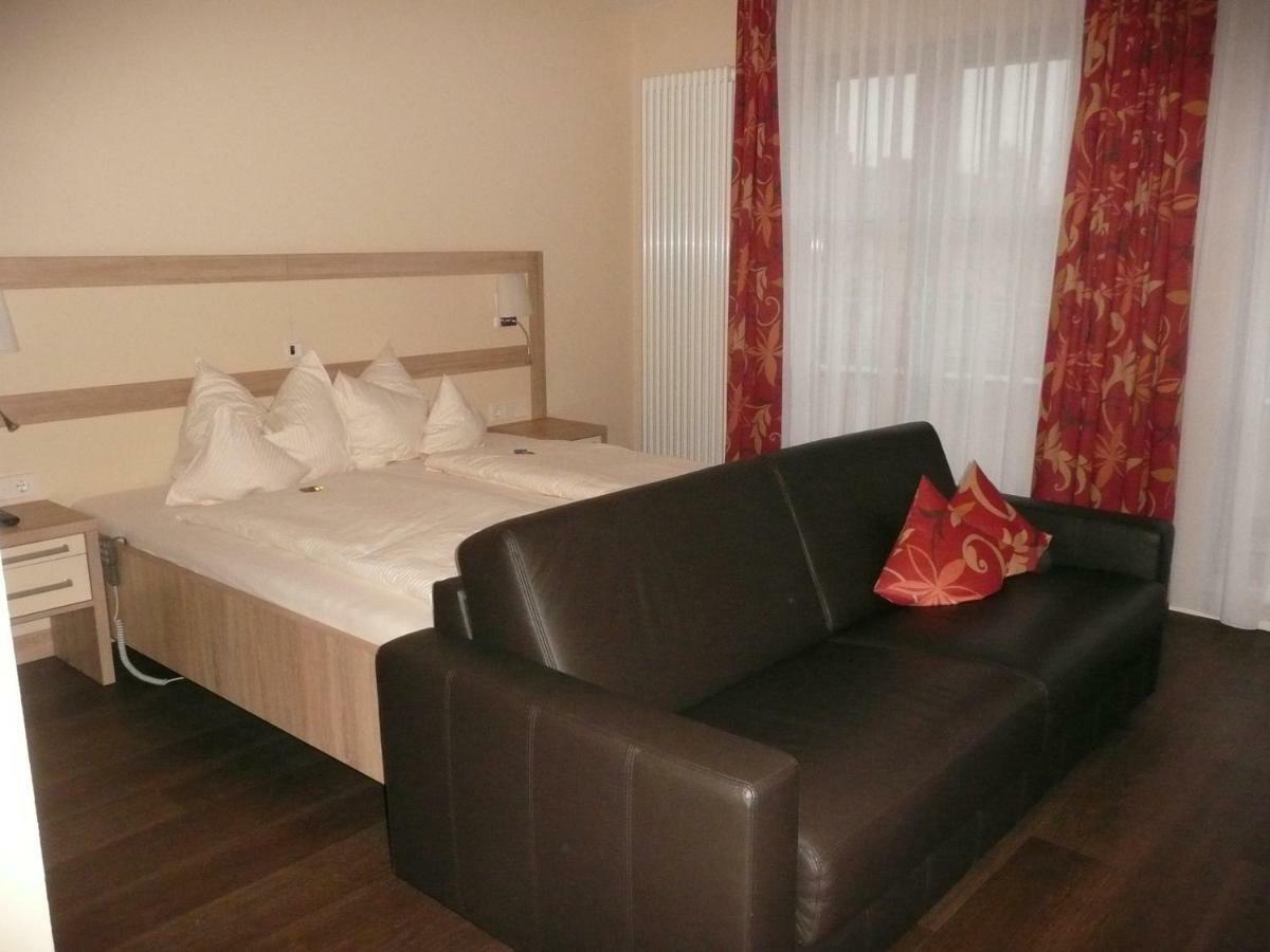 Gda Hotel Am Schlosspark Бад-Хомбург-фор-дер-Хёэ Экстерьер фото